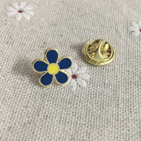Masonic Lapel Pin - Forget Me Not Blue Flower