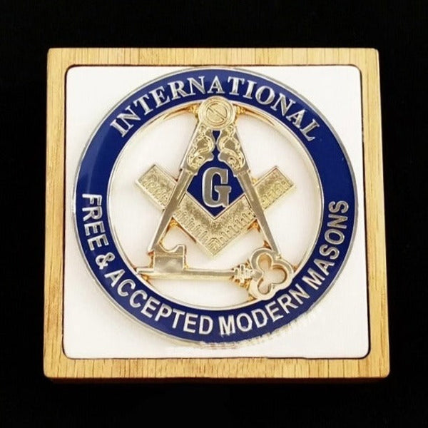 International Masons Car Emblem - Gold Square & Compass With Key